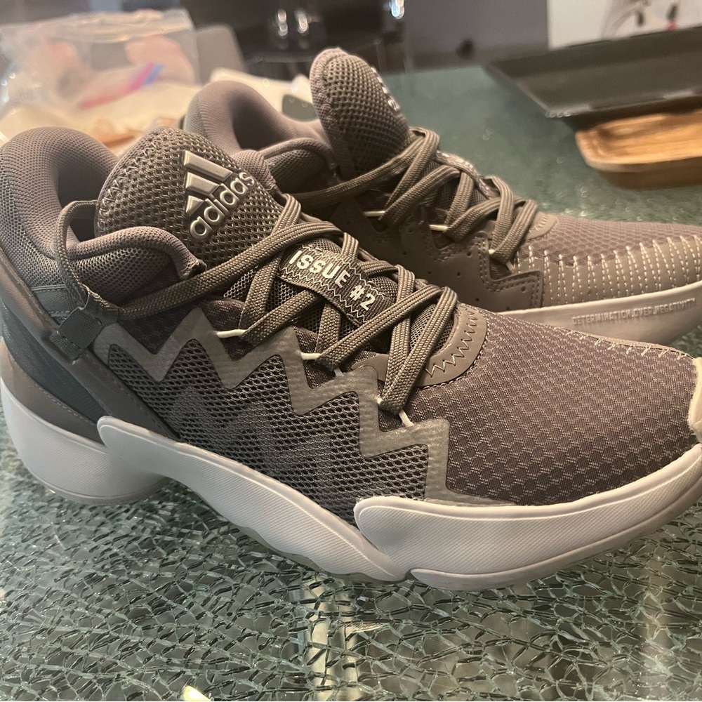 Adidas issue #2